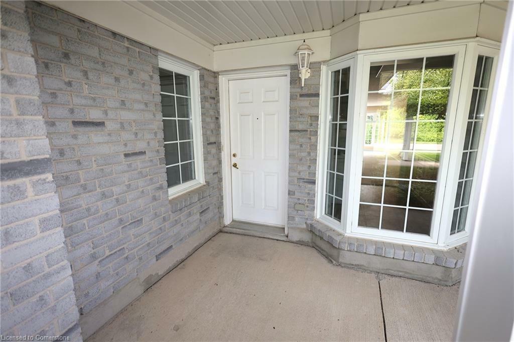 Photo de la propriété: 21 Foell Street 7 ON N3A 2V6