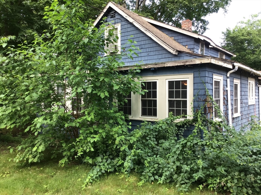 Property Photo: 45 Goodale St MA 01960