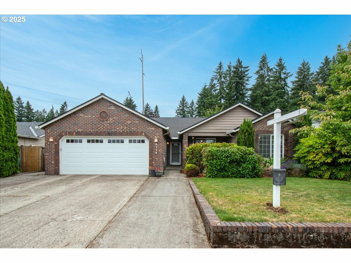 Property Photo:  8116 NE 163rd Ave  WA 98682 