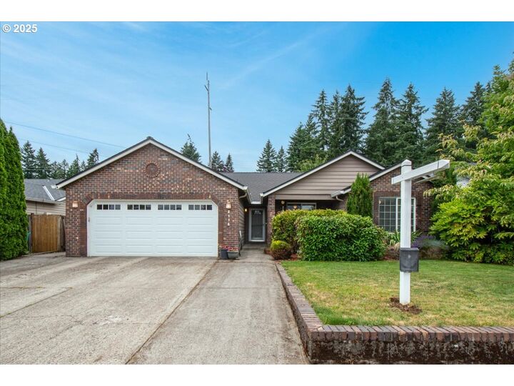 Property Photo: 8116 NE 163rd Ave WA 98682
