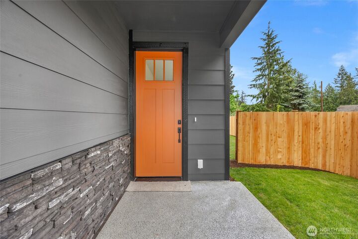 Property Photo:  2613  Spruce Road B  WA 98258 