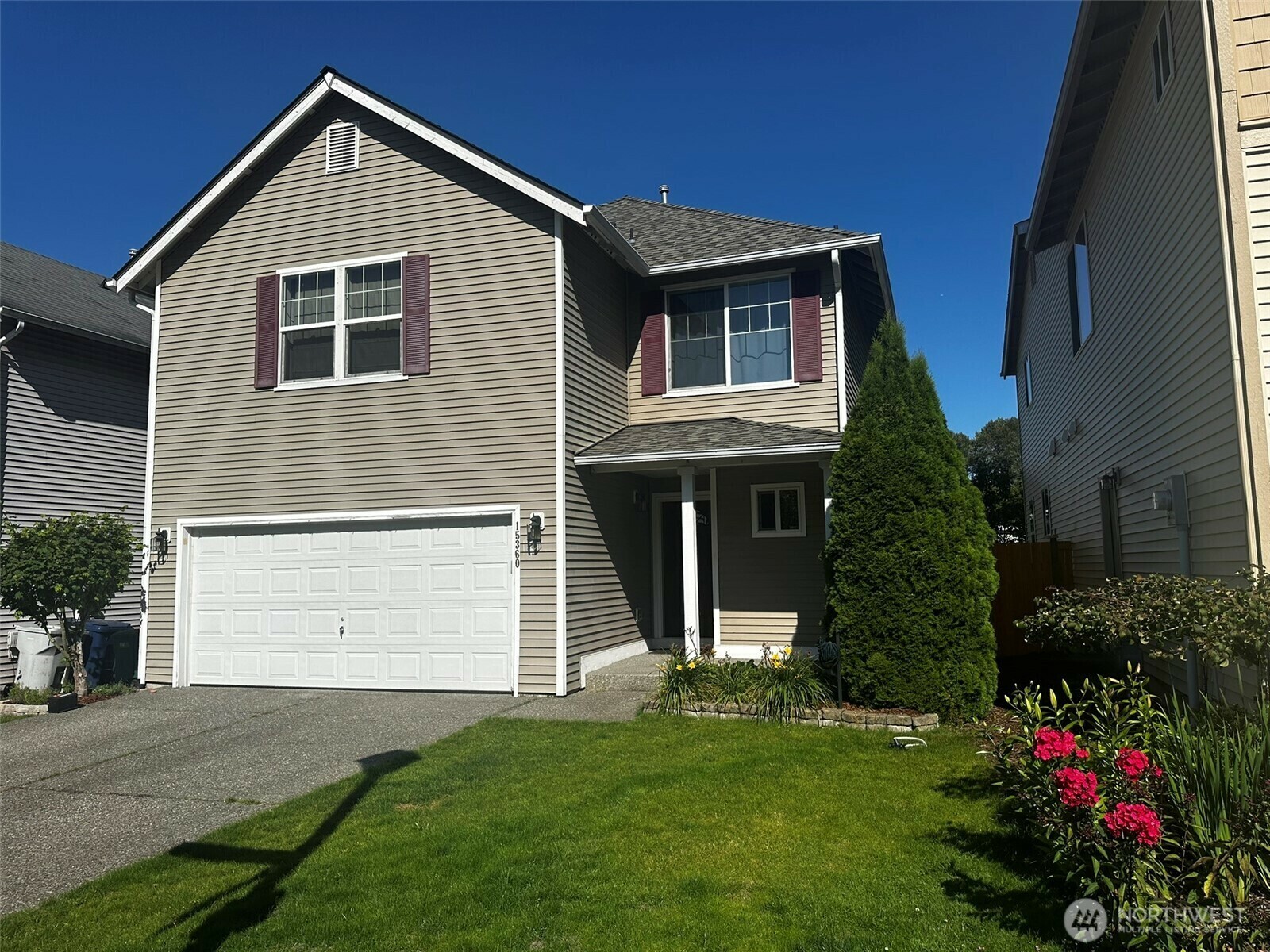 Property Photo: 15360 146th Pl SE WA 98058