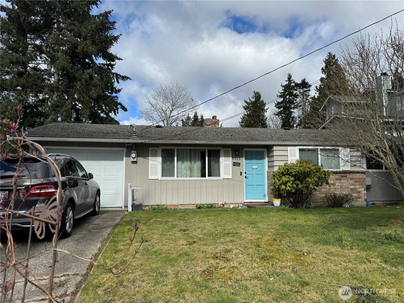 Property Photo: 4515 181st Place SW WA 98037