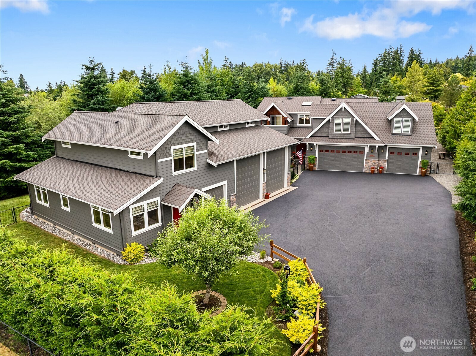 Property Photo: 1580 Hillsdale Road WA 98226
