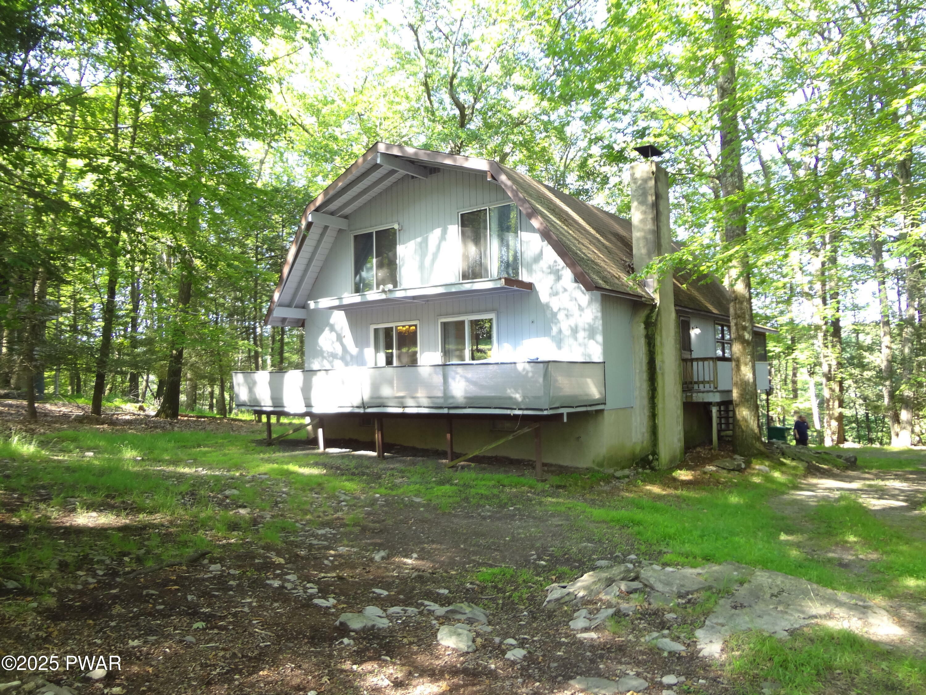 Property Photo: 115 Eastwood Drive PA 18426