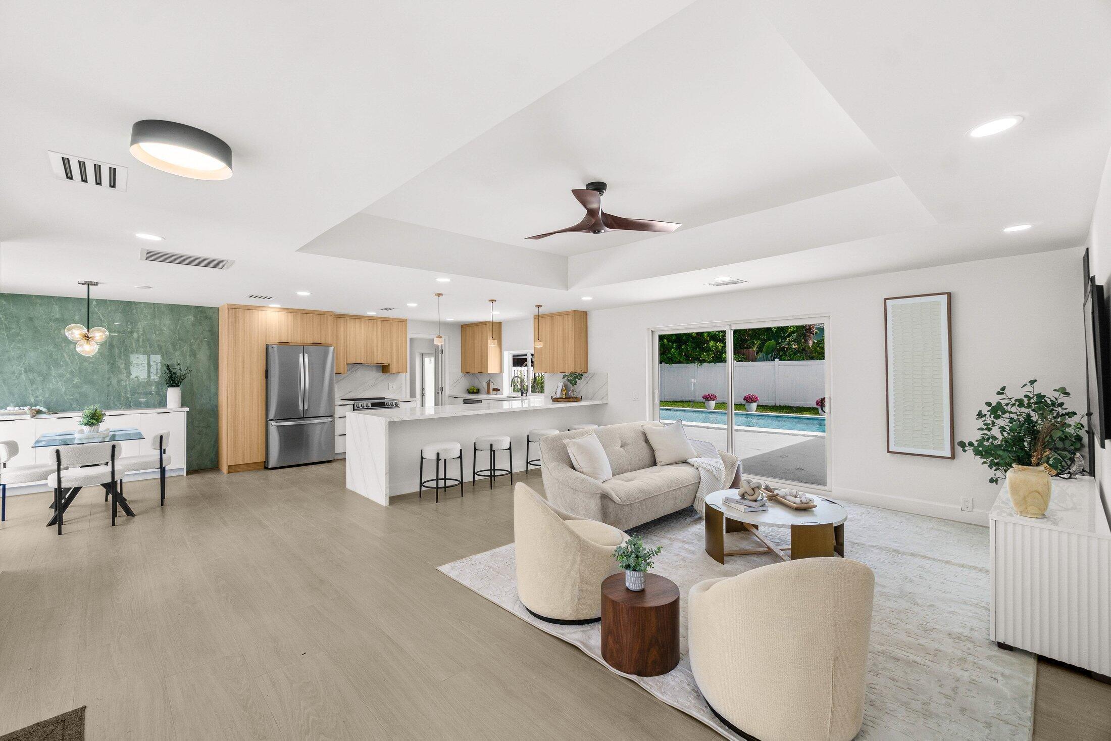 Property Photo: 723 SW 25th Avenue FL 33435