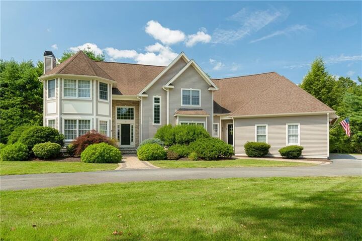 81 Crest Drive  Cranston RI 02921 photo