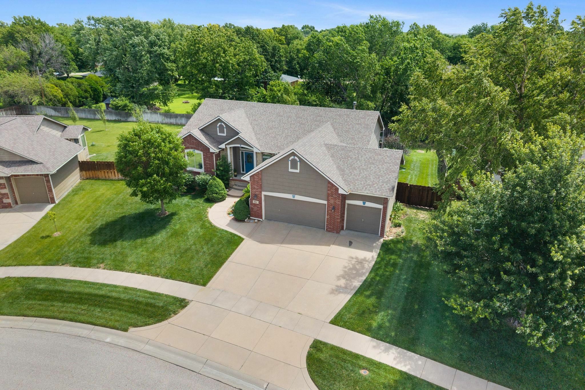 Property Photo: 438 S Fawnwood St KS 67235