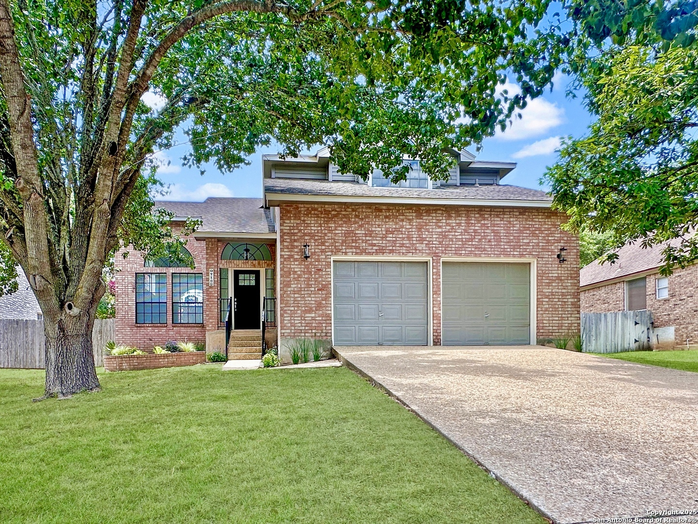 710 Stoneway  San Antonio TX 78258 photo