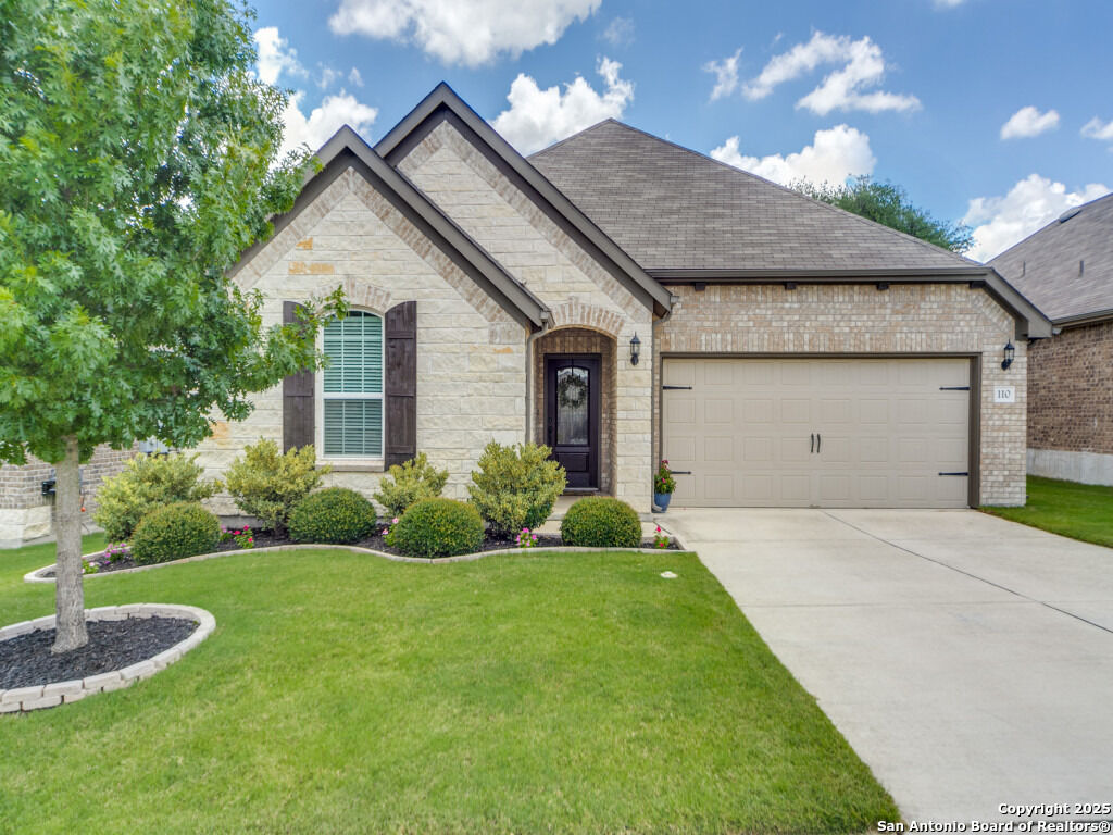 Property Photo:  110 Braeburn  TX 78015 