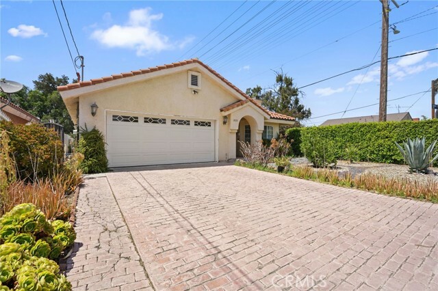 Property Photo: 11833 Pendleton Street CA 91352