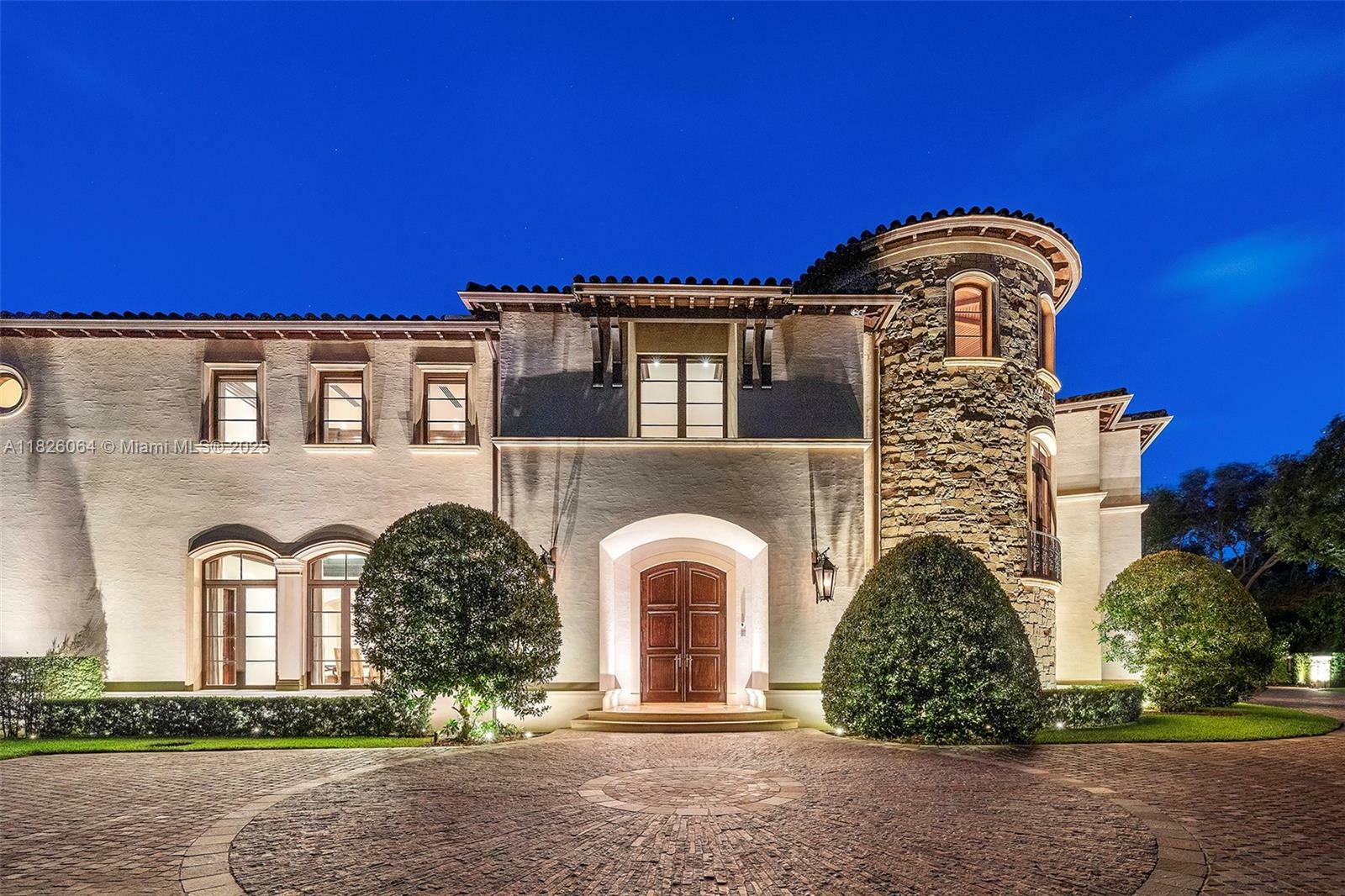 Property Photo: 10101 SW 60th Ct FL 33156