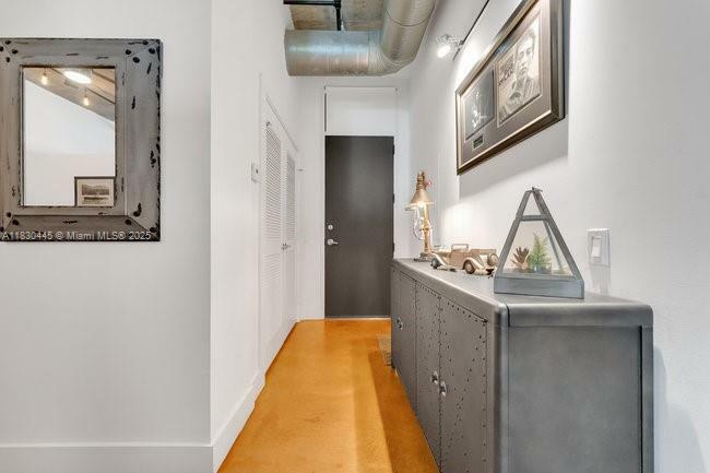 Property Photo:  180 NE 4th Ave 306  FL 33483 