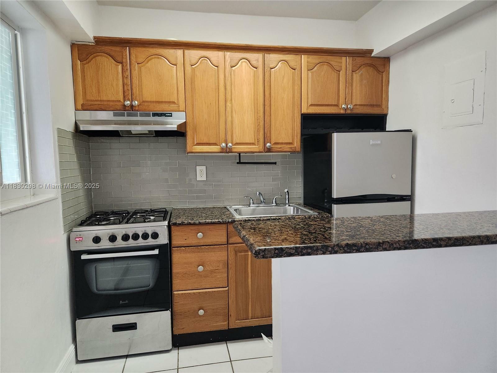 Property Photo: 1014 Salzedo St 304 FL 33134