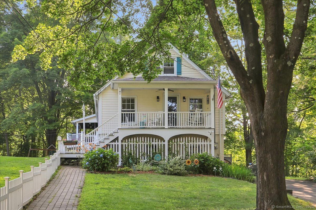 202 Plainville Avenue  Farmington CT 06085 photo