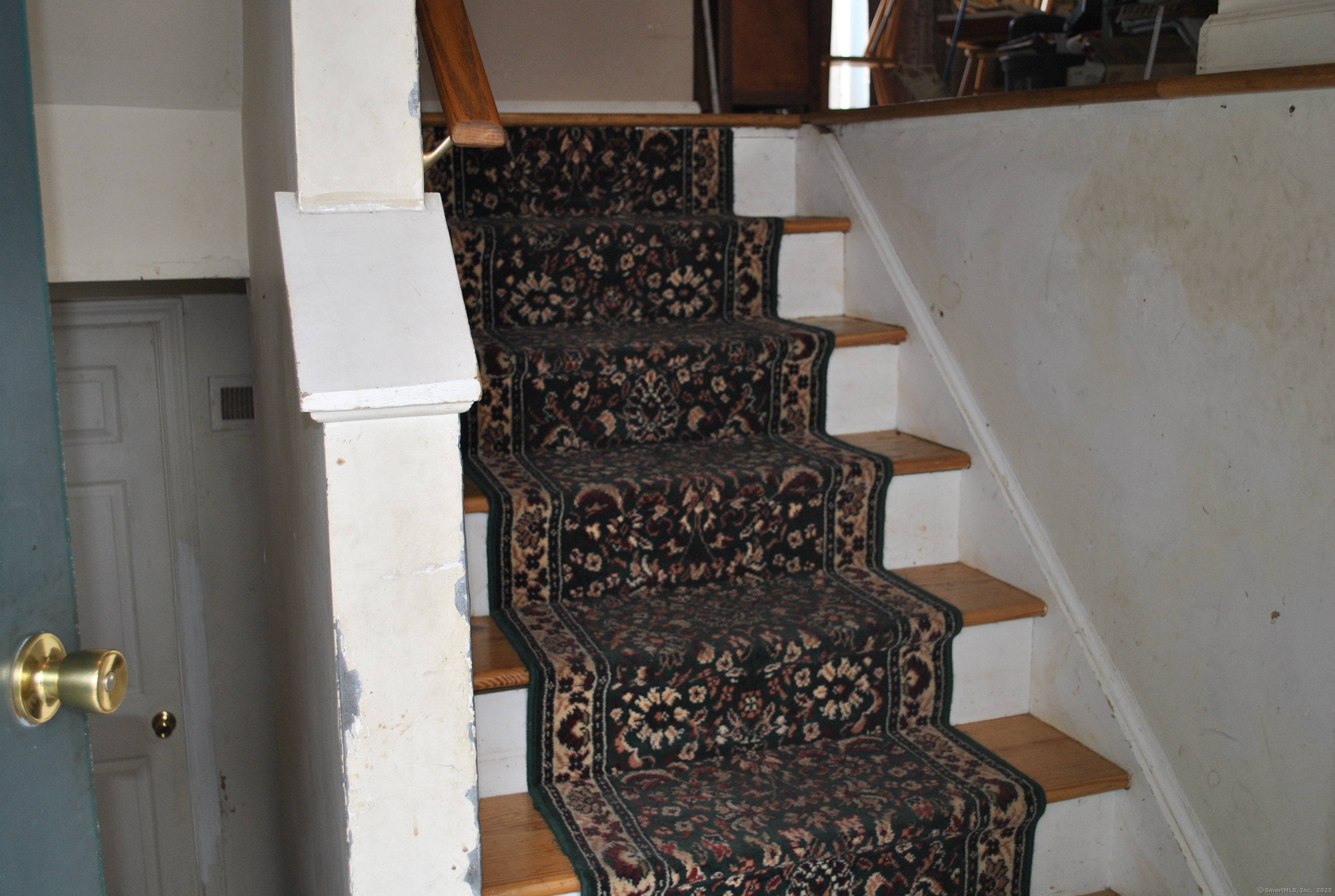 Property Photo:  22 Virginia Avenue Apt 2B  CT 06810 