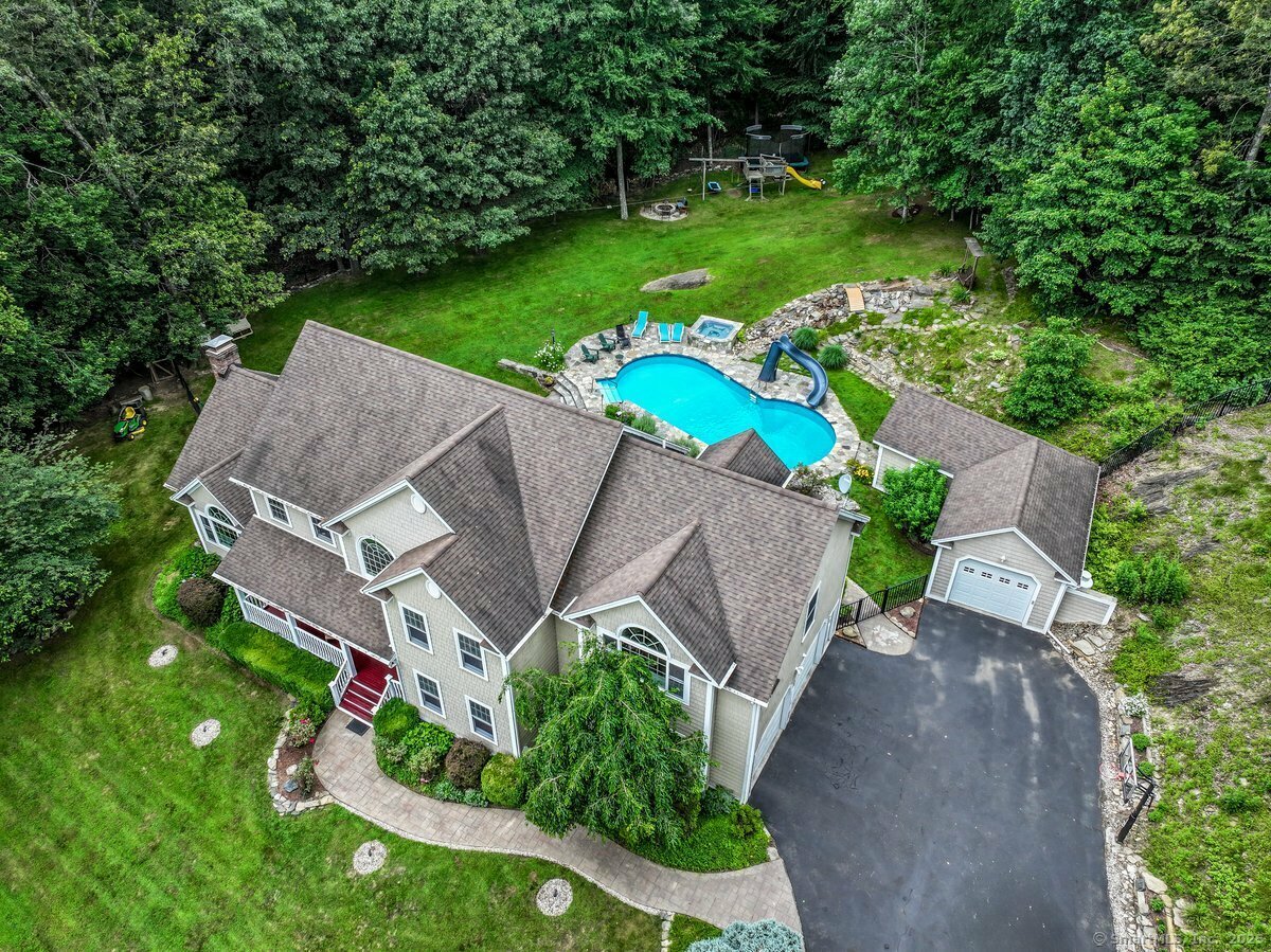 Property Photo: 2 Clover Lane CT 06776