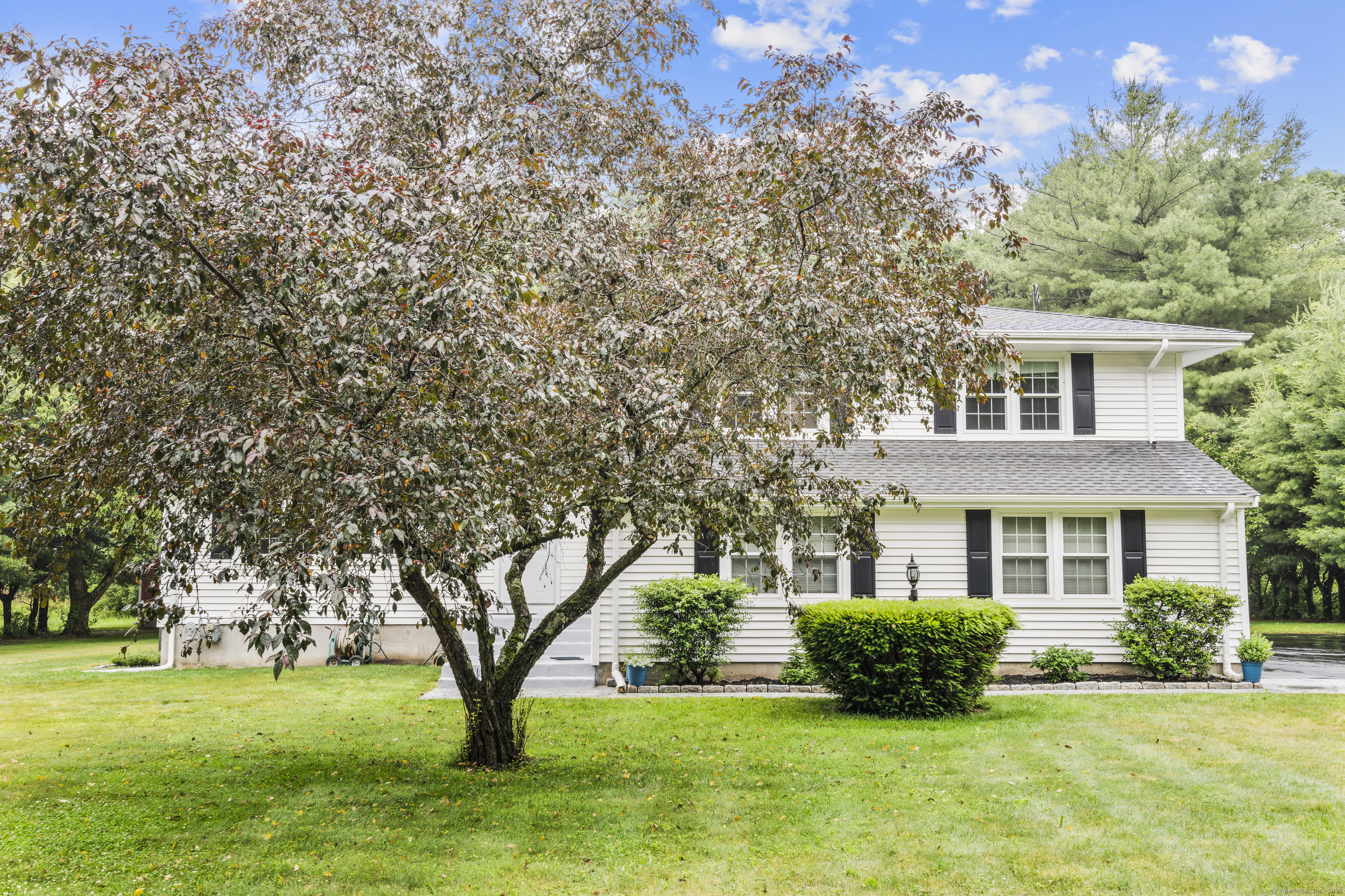 Property Photo: 355 West Avon Road CT 06001