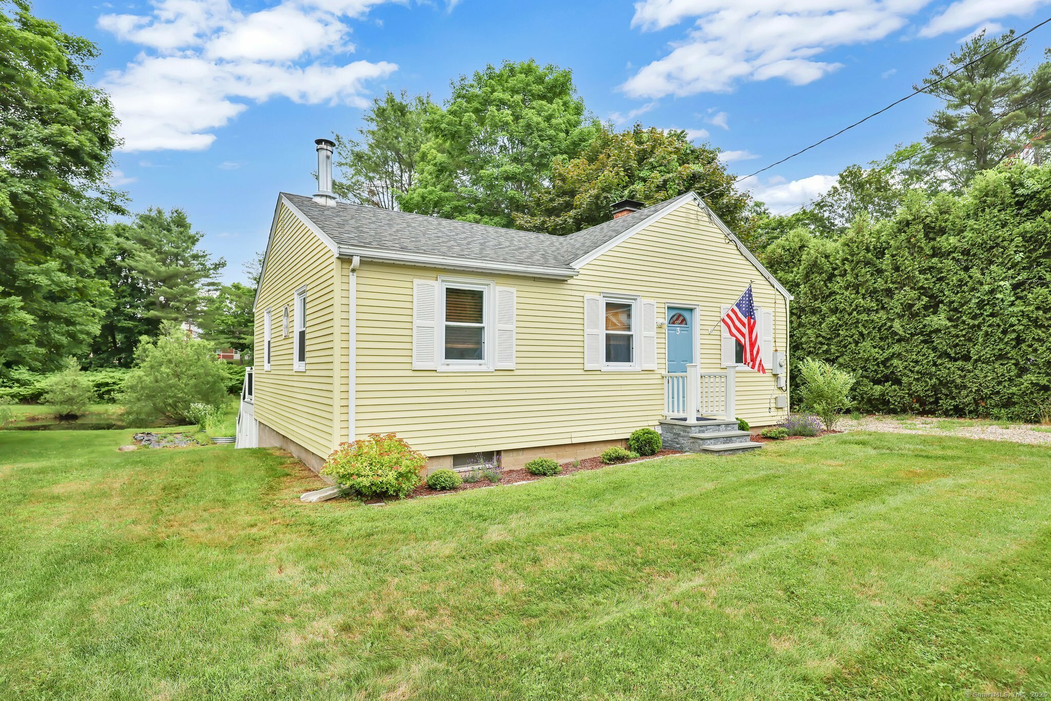 Property Photo:  3 Schwanda Road  CT 06076 