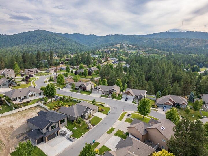 Property Photo:  11208 East Rimrock Ln  WA 99206 