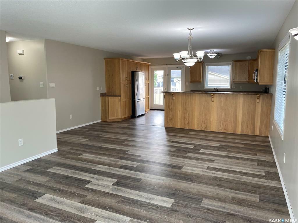 Property Photo: 606 7th Avenue W SK S9X 1B1