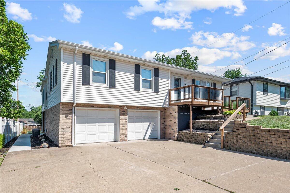 Property Photo: 6 Wenwood Circle IA 51503