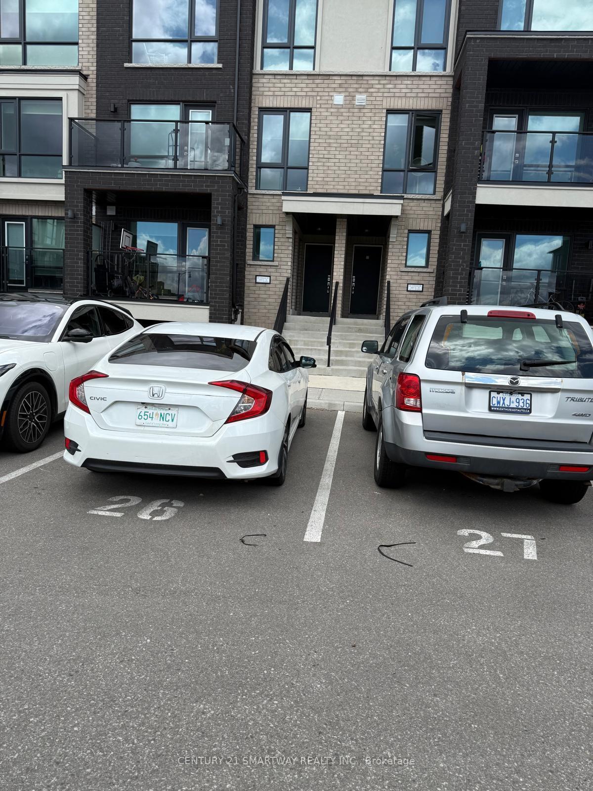 Photo de la propriété:  185 Veterans Drive 12  ON L7A 5L2 