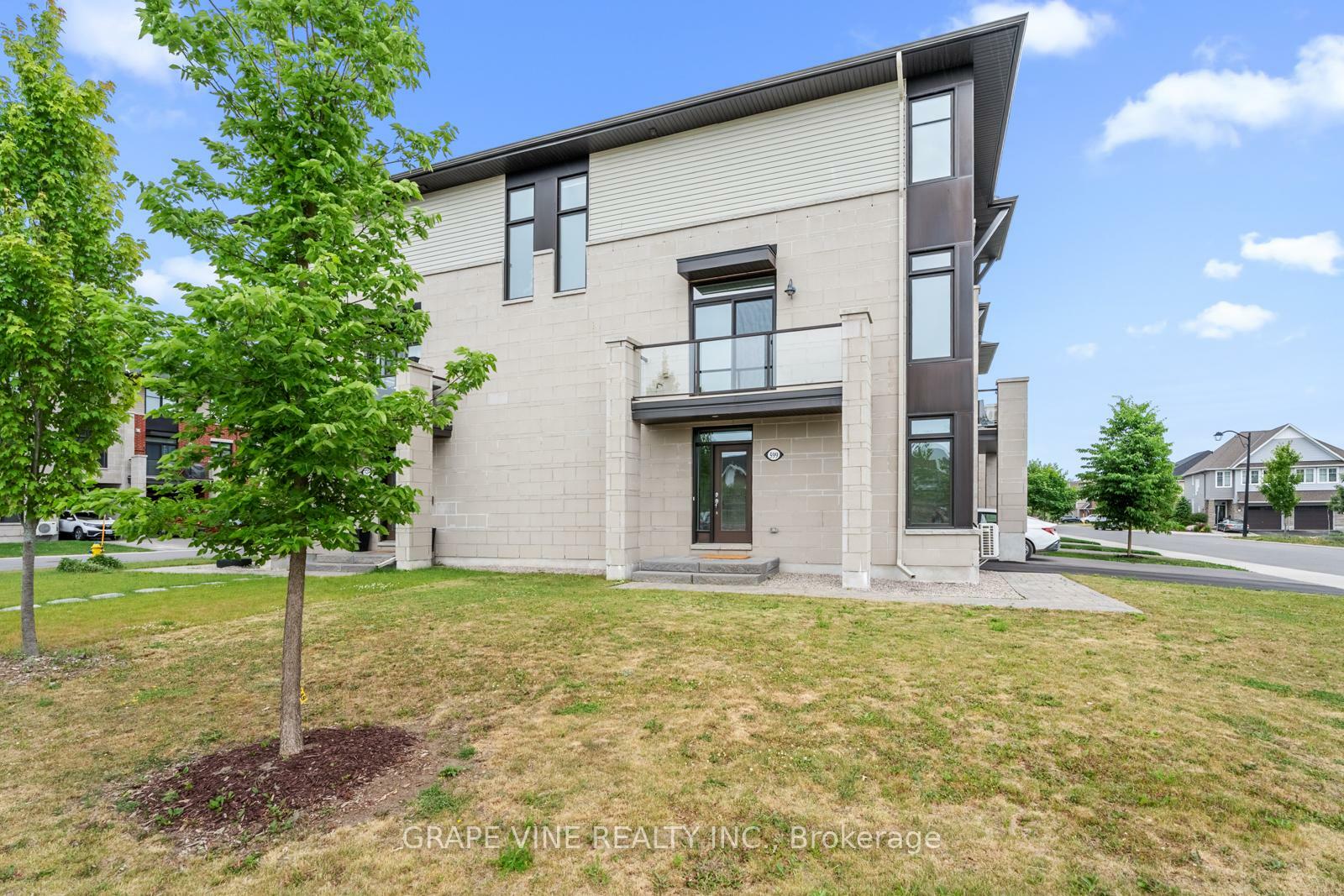 Property Photo:  599 Cartographe Street  ON K4A 1J9 