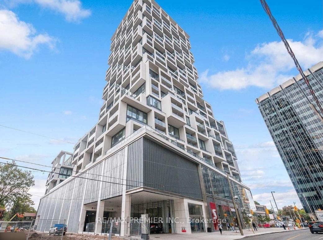 Property Photo: 8 Hillsdale Avenue 939 ON M4S 0B2