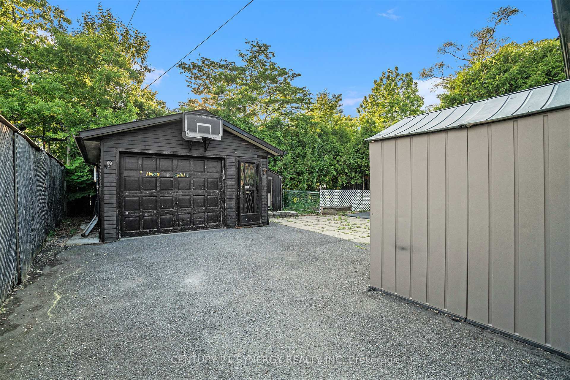 Photo de la propriété:  2238 Utah Street  ON K1H 7W8 