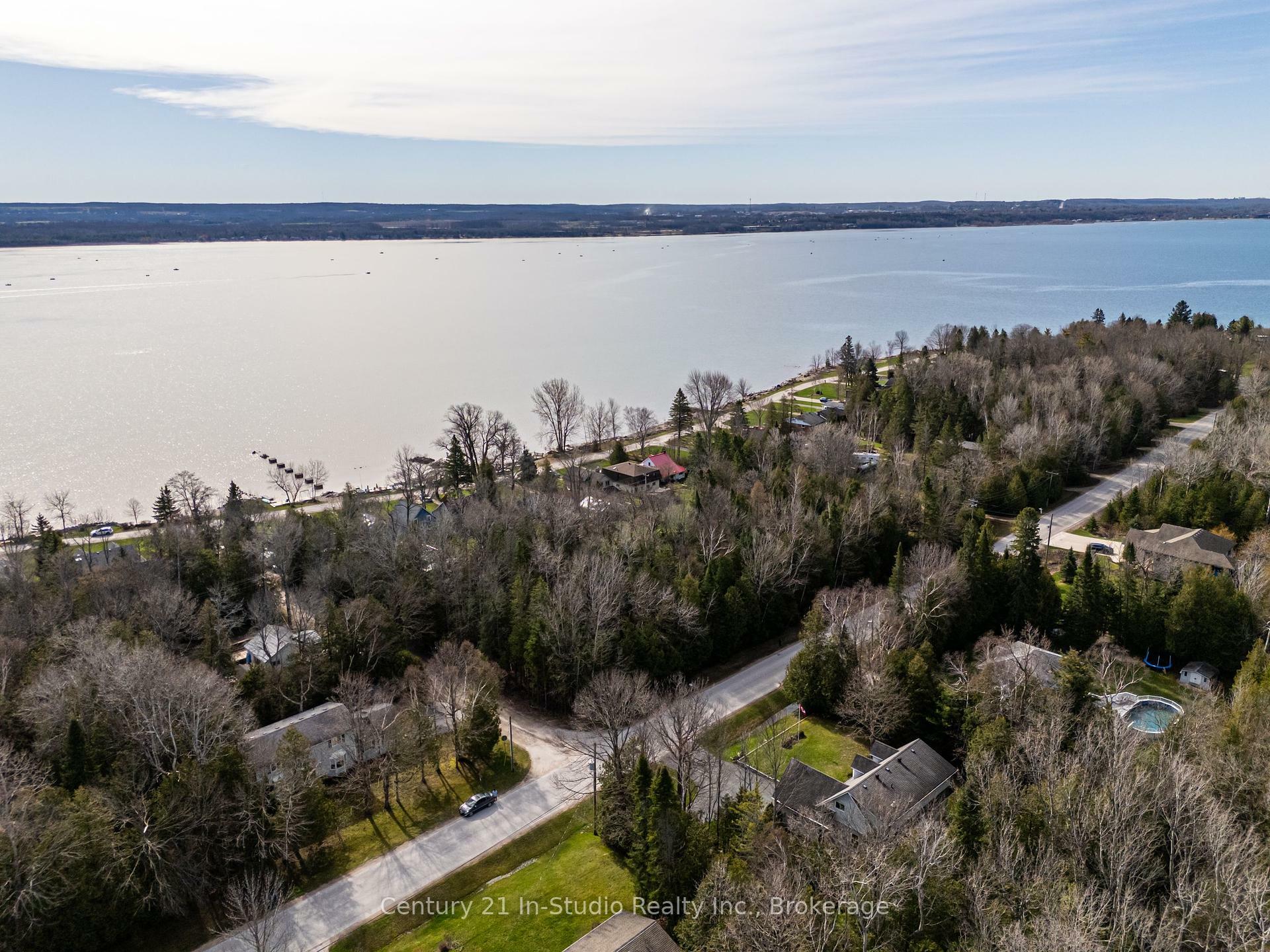 Photo de la propriété:  106 Washington Avenue  ON N4K 5N4 