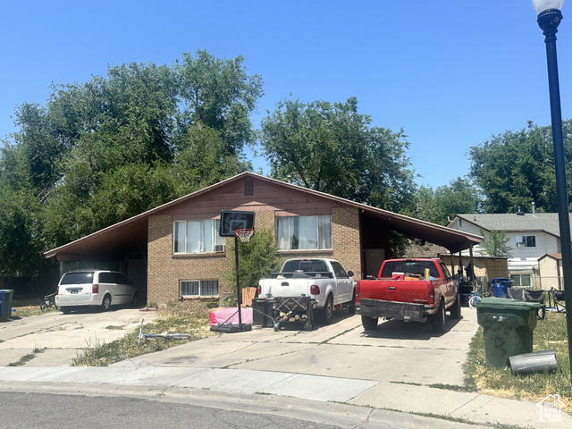 Property Photo:  3312 W Valcrest Cir A &Amp B  UT 84119 