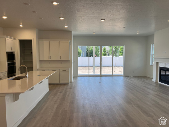 Property Photo:  263 E Polaris Dr 104  UT 84045 