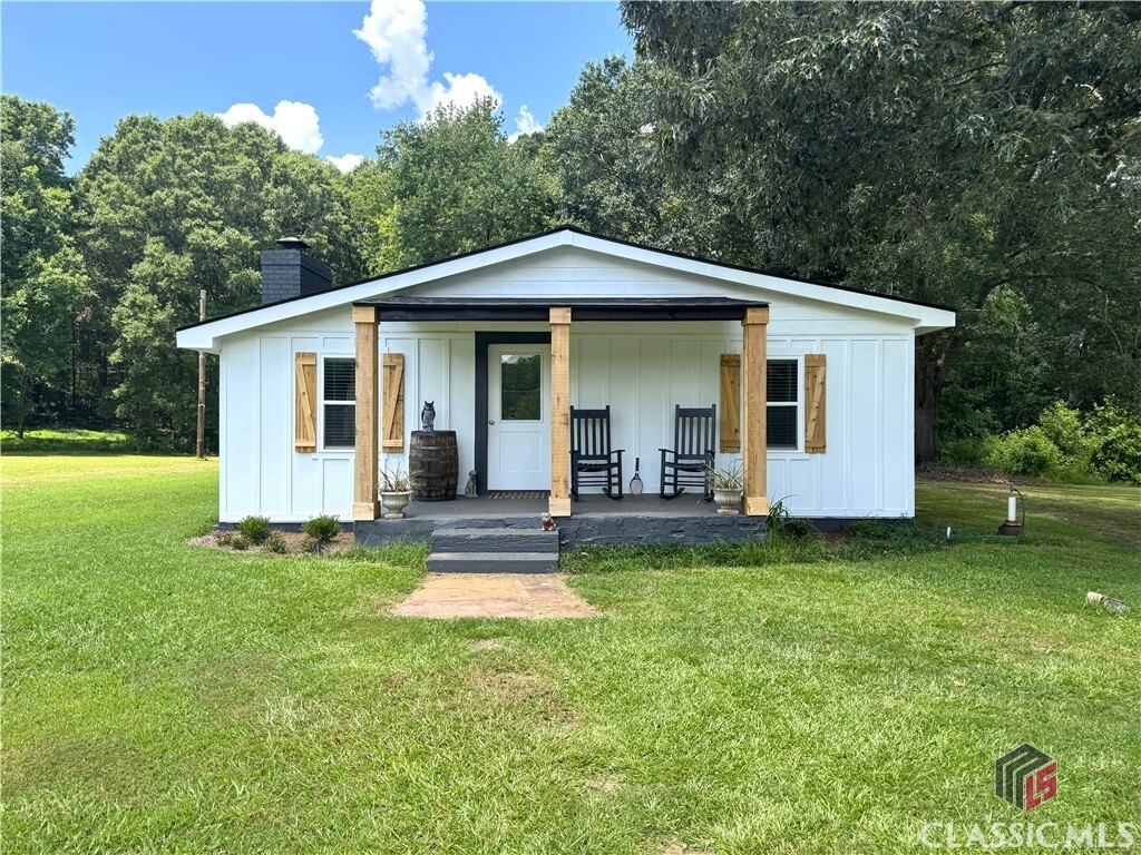 Property Photo: 347 Burson Avenue N GA 30622