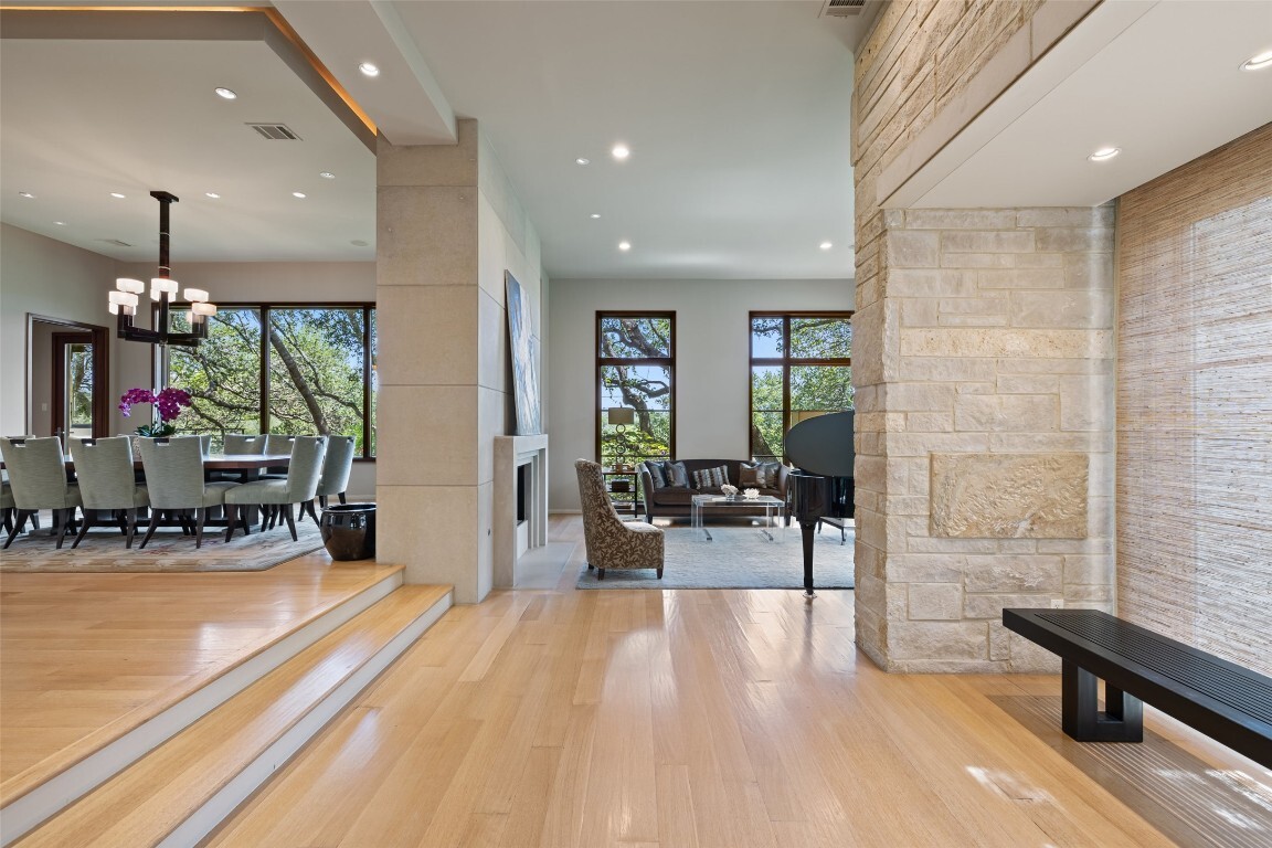 Property Photo:  3806 Spirit Lake Cove  TX 78746 