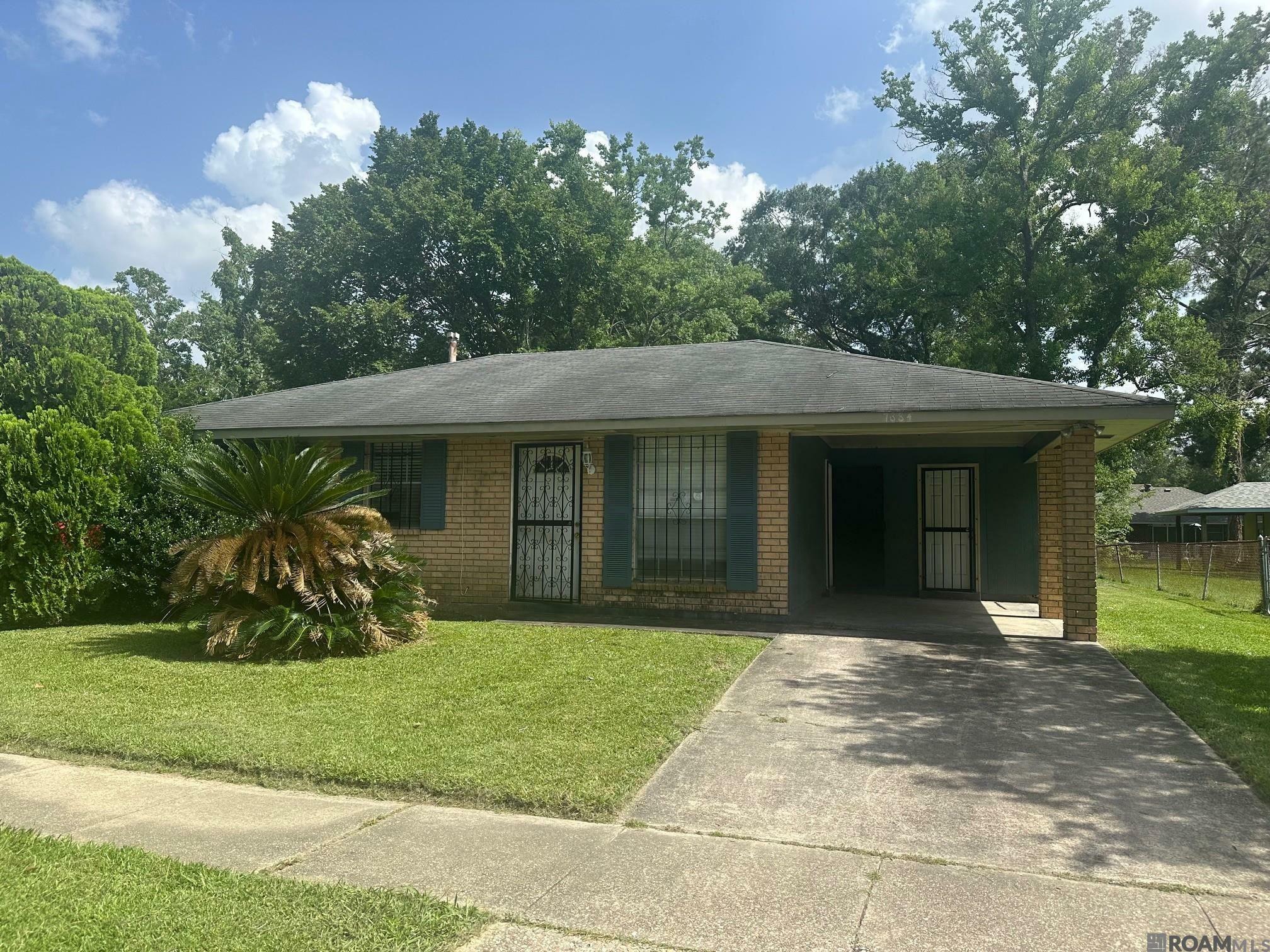 Property Photo: 7884 Grayson Ave LA 70812