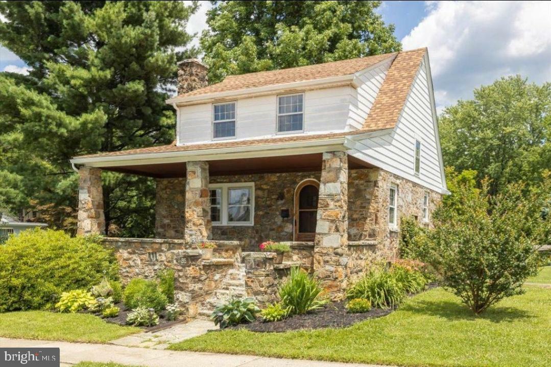 Property Photo:  95 S 12th Avenue  PA 19320 