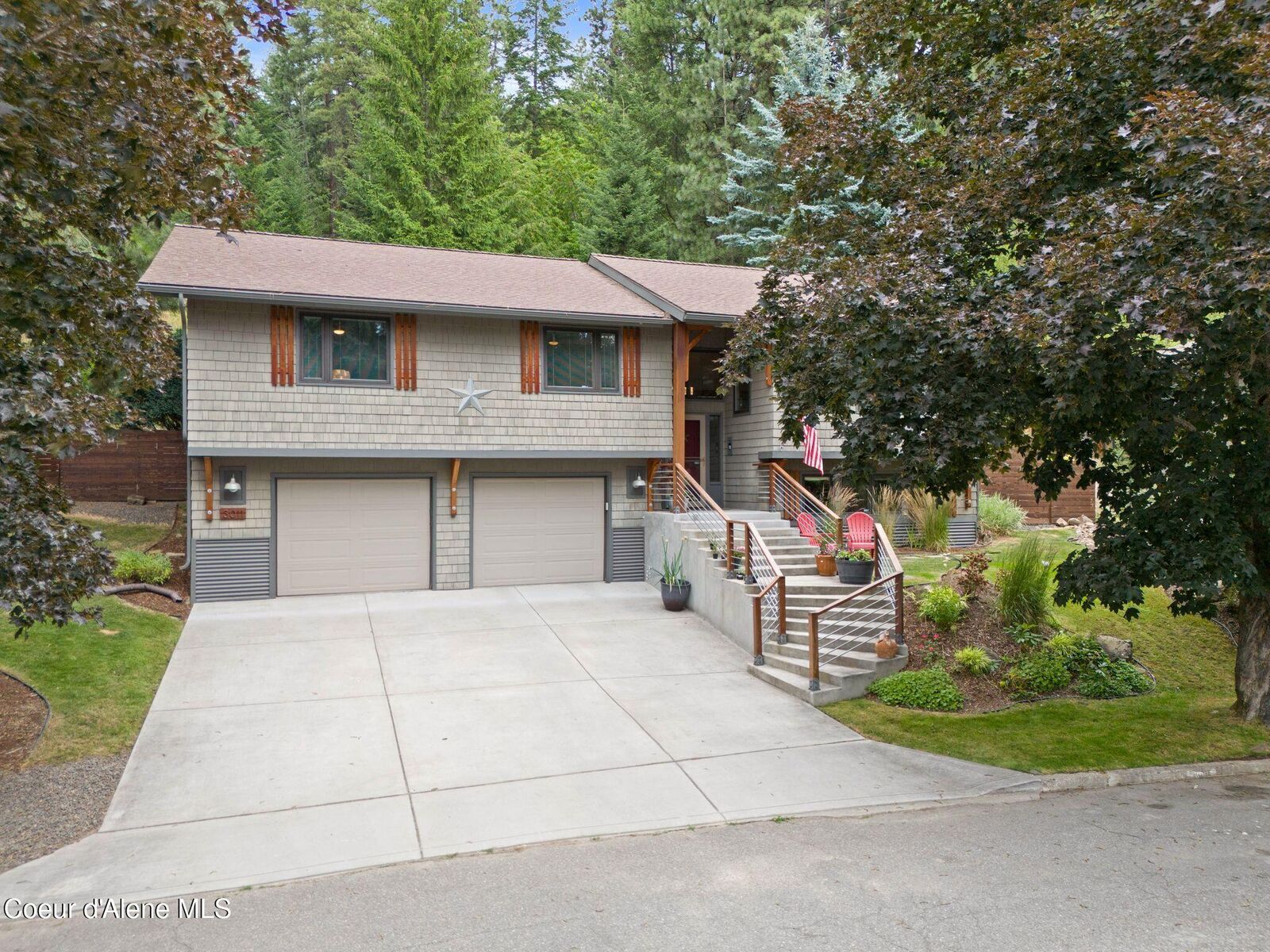 Property Photo: 3011 E Fernan Ct ID 83814