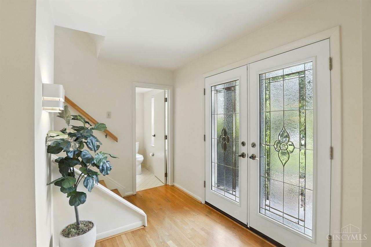 Property Photo: 6902 Moorfield Drive OH 45230
