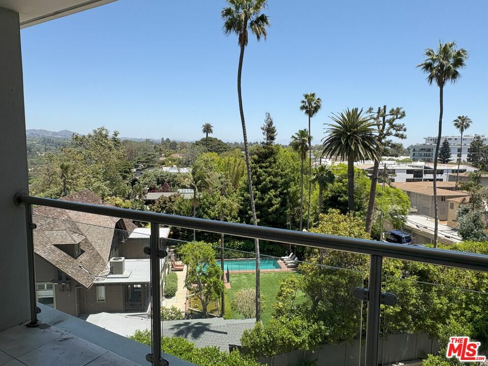 201 Ocean Ave  Santa Monica CA 90402 photo