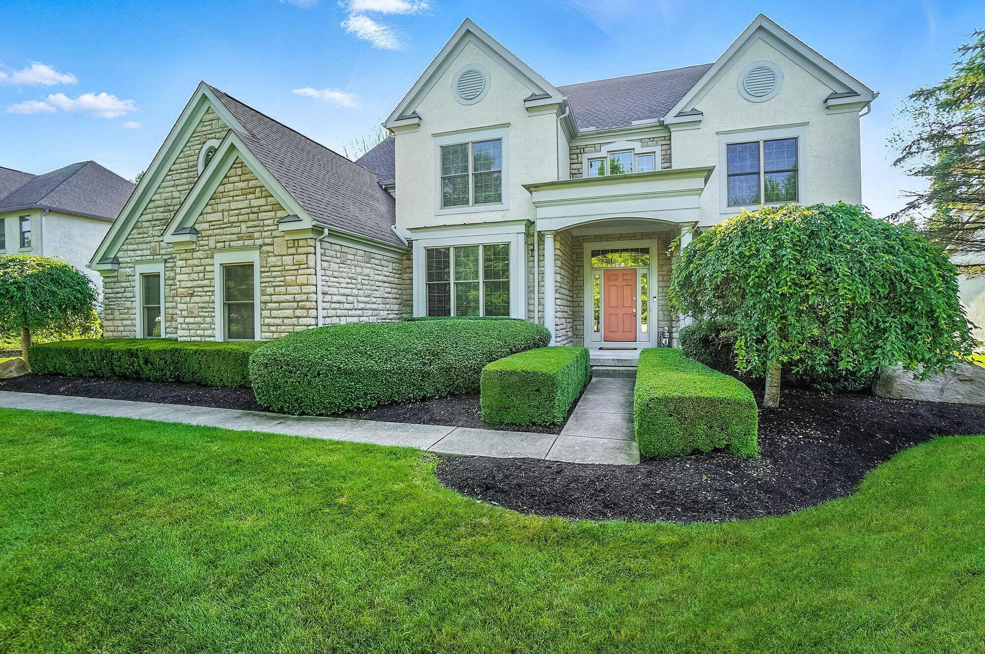 Property Photo: 2502 Keltonhurst Court OH 43004
