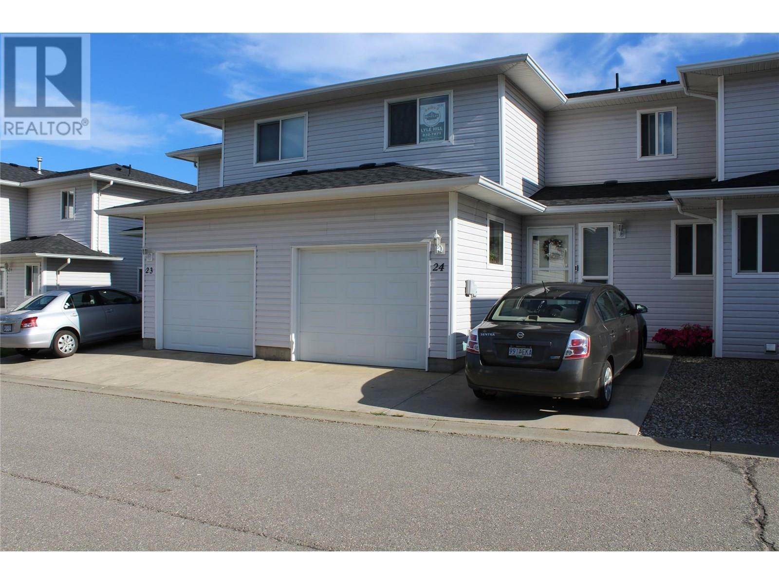 Property Photo: 2951 11 Avenue Northeast 24 BC V1E 1V8