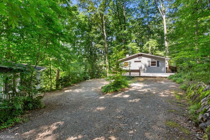 Property Photo: 8425 Lynn Drive GA 30506