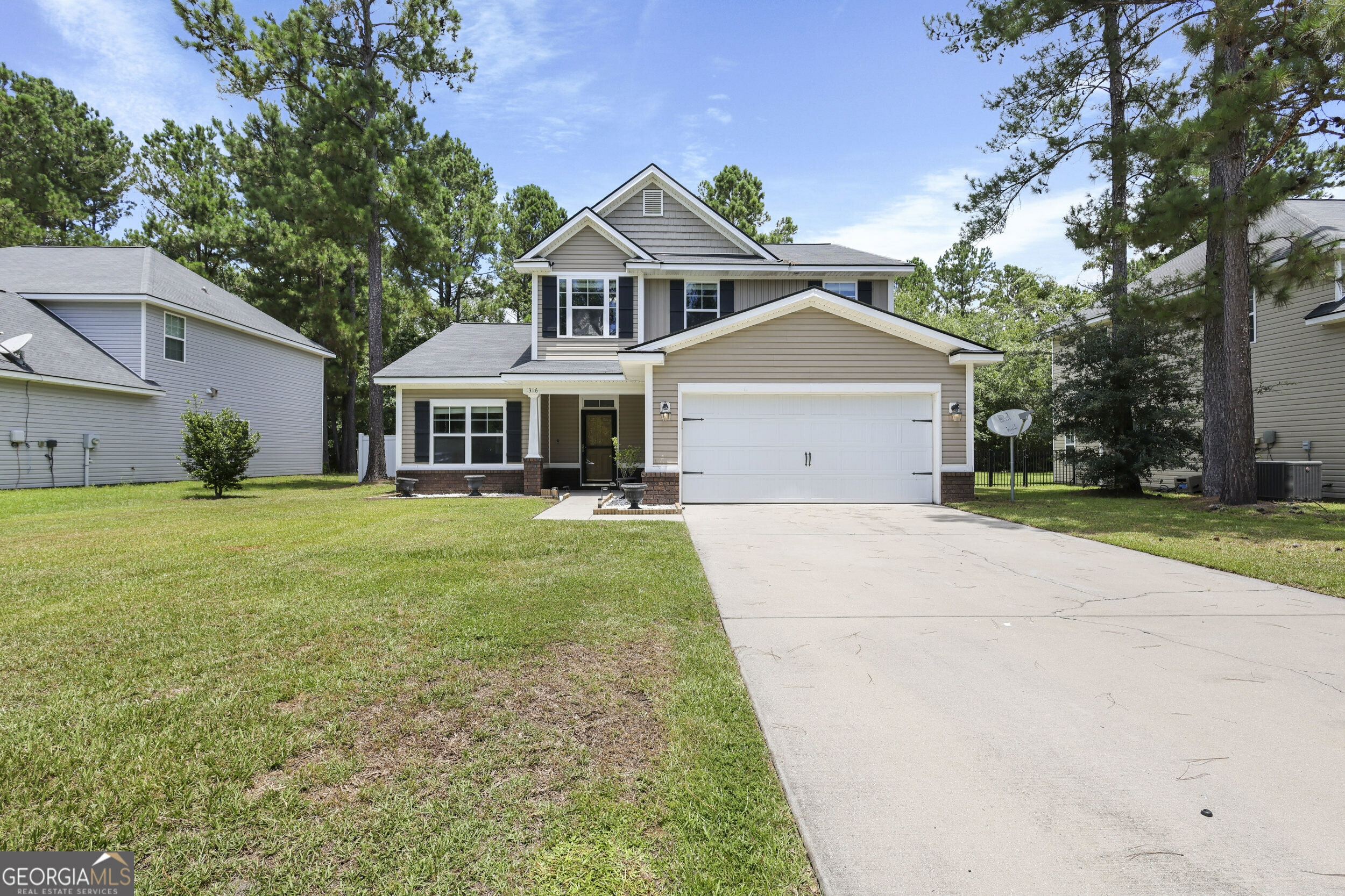Property Photo: 1316 Hill View Circle GA 31313