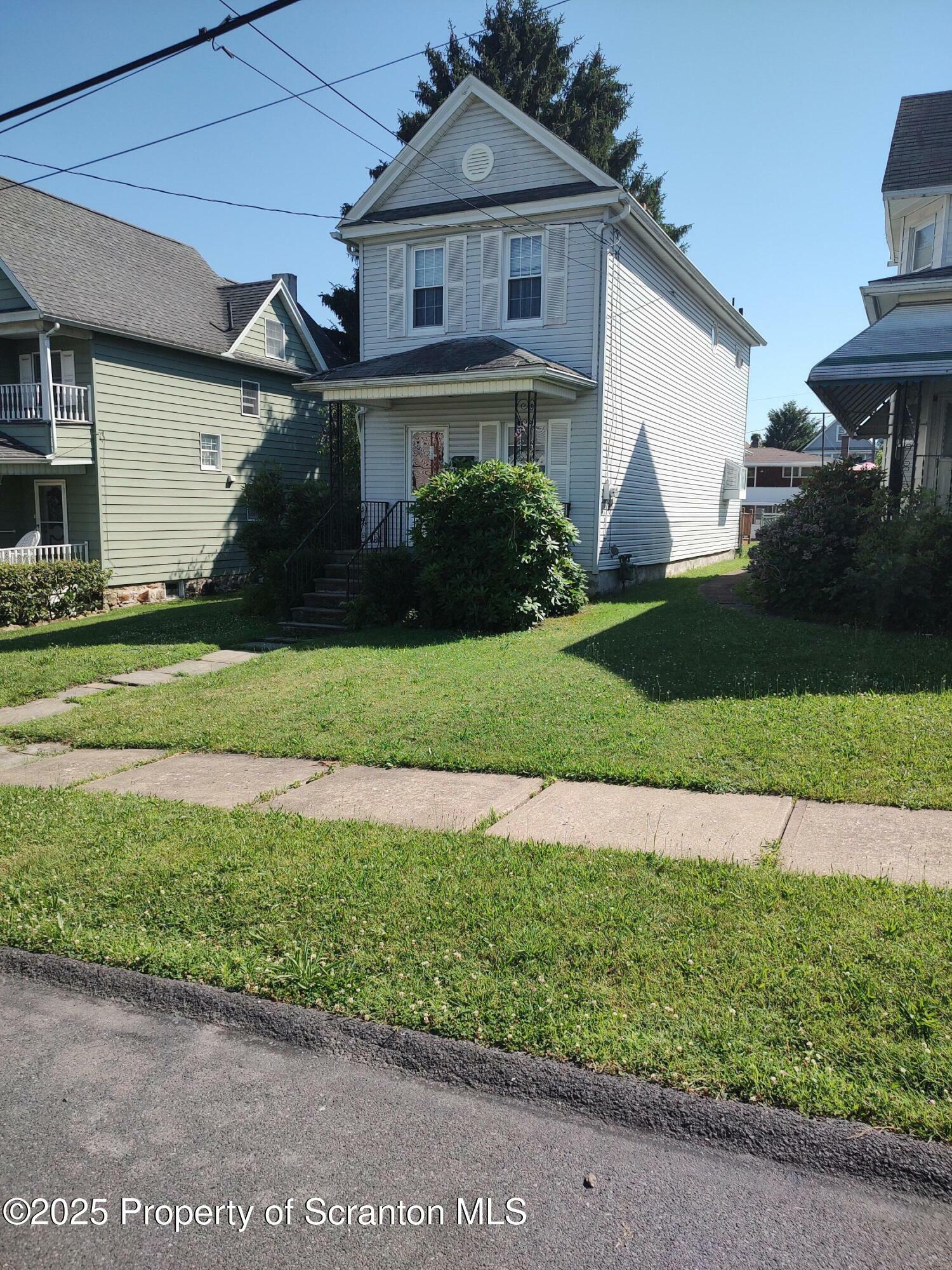 1425 Bulwer Street  Scranton PA 18504 photo