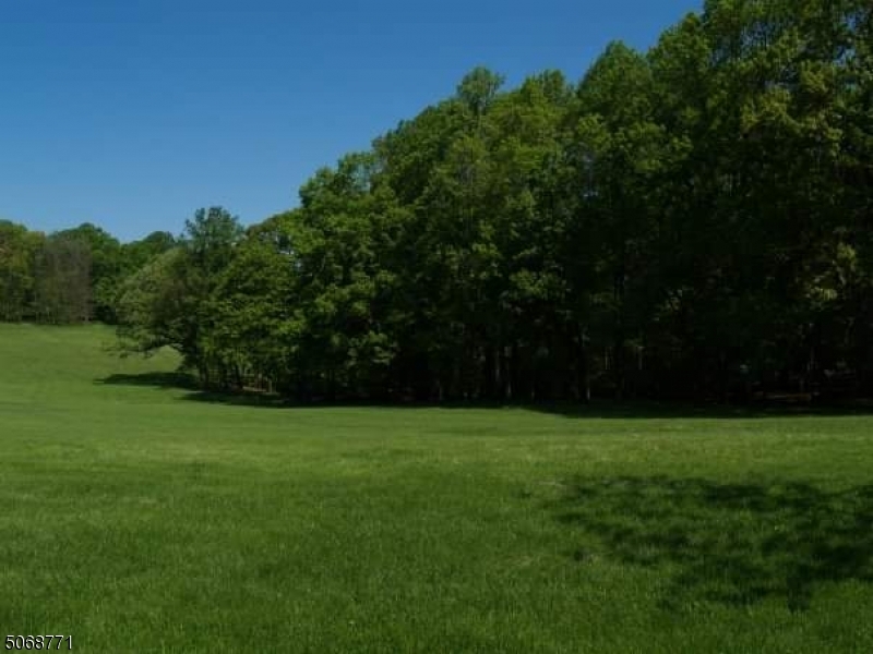 Property Photo: 54 Hardscrabble Rd NJ 07945