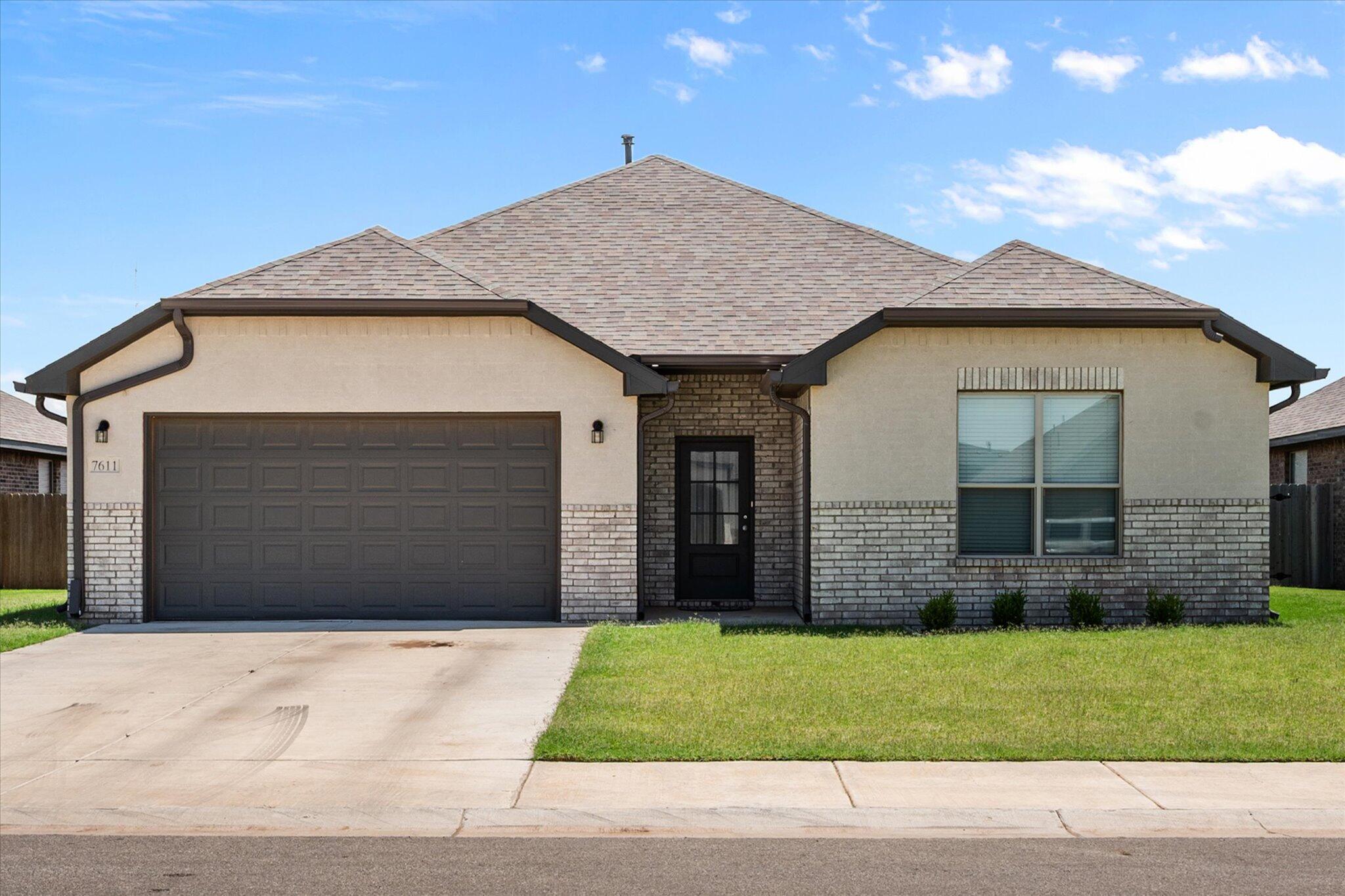 Property Photo: 7611 60th Street TX 79407