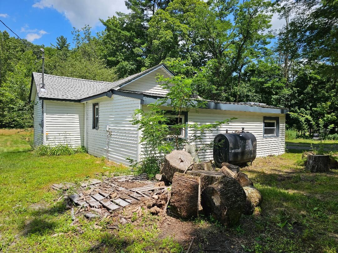 Property Photo: 624 Oakland Valley Rd NY 12729