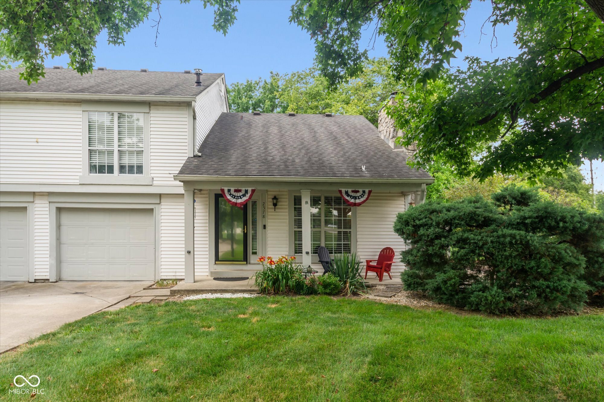 Property Photo:  2578 Chaseway Court  IN 46268 