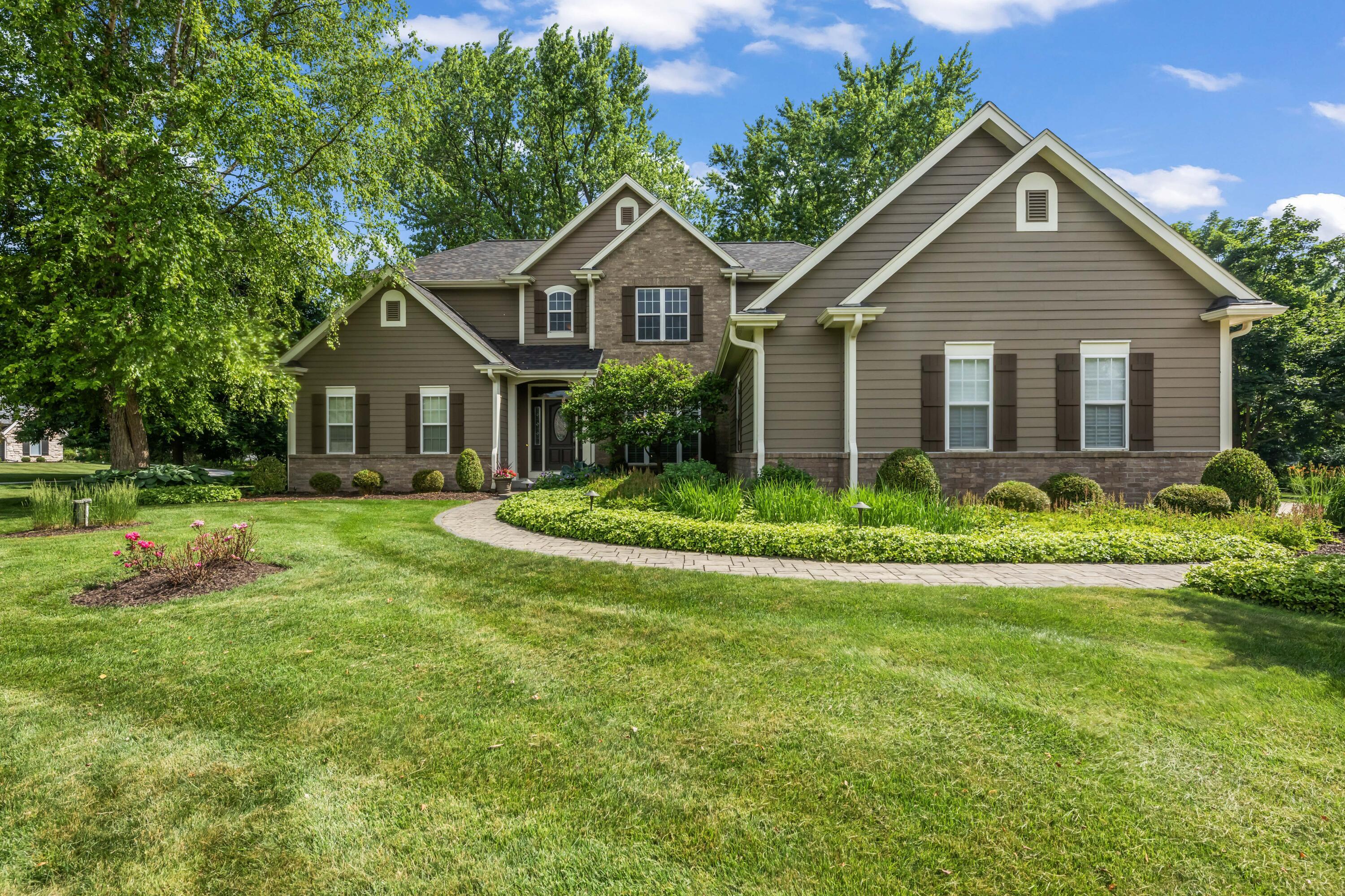 Property Photo: W340n6203 Breezy Point Rd WI 53066